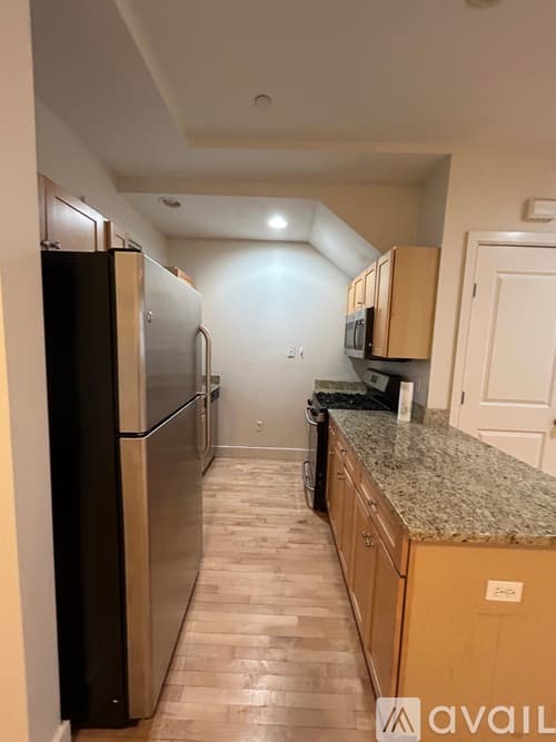Cambridge Apartment: 110 Second St