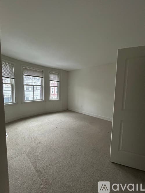Cambridge Apartment: 110 Second St