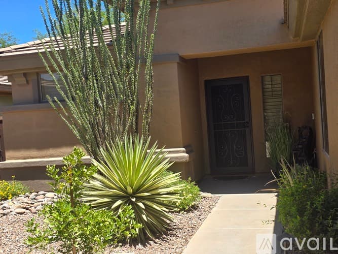 Anthem House: 41419 North Fairgreen Way