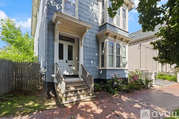 Portland Apartment: 67 North Street