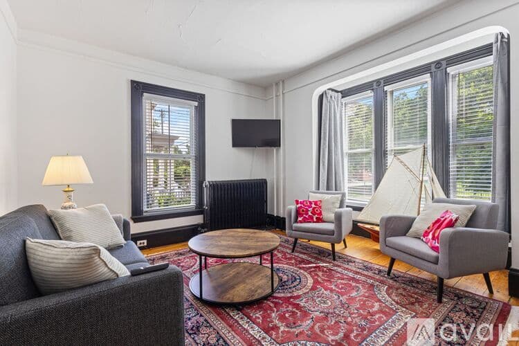 Portland Apartment: 67 North Street