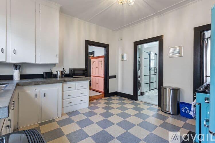 Portland Apartment: 67 North Street