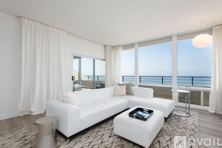 Malibu Condo: 18063 Coastline Dr
