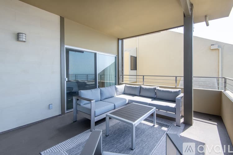 Malibu Condo: 18063 Coastline Dr