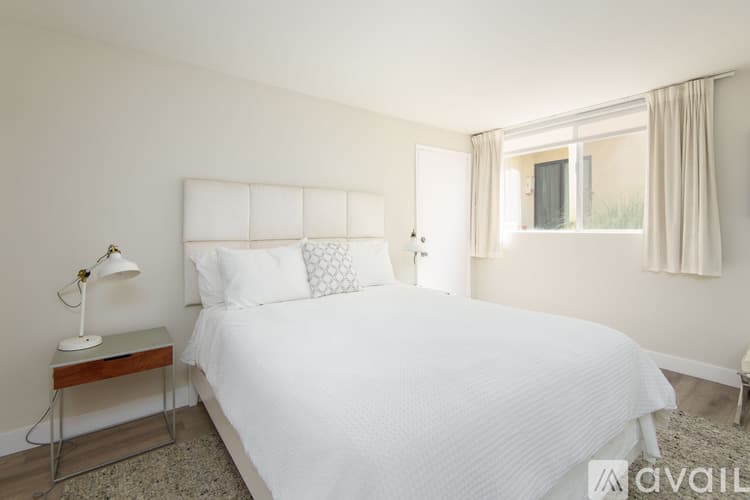 Malibu Condo: 18063 Coastline Dr