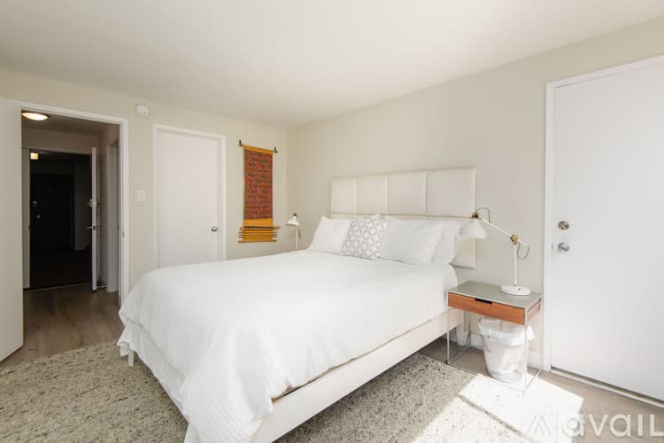 Malibu Condo: 18063 Coastline Dr