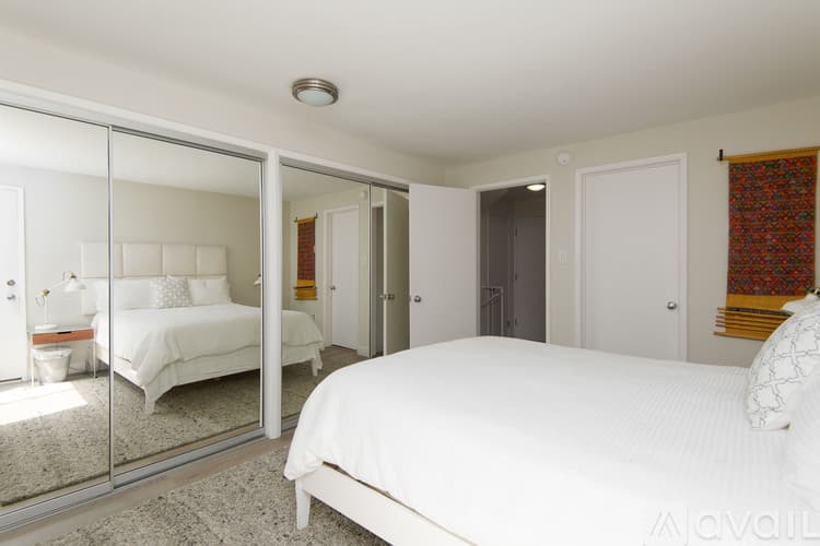 Malibu Condo: 18063 Coastline Dr