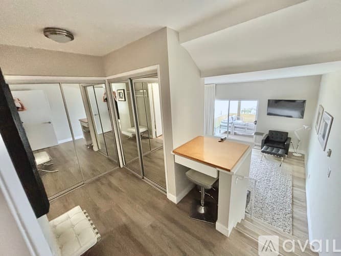 Malibu Condo: 18063 Coastline Dr