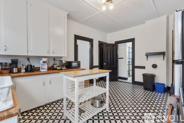 Portland Apartment: 67 North Street