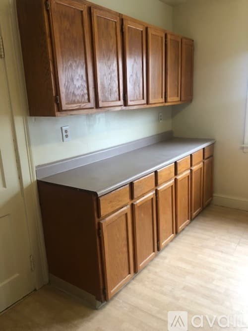 New Britain Apartment: 65 Ridgewood Street
