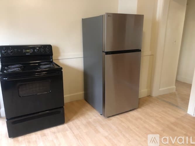 New Britain Apartment: 65 Ridgewood Street