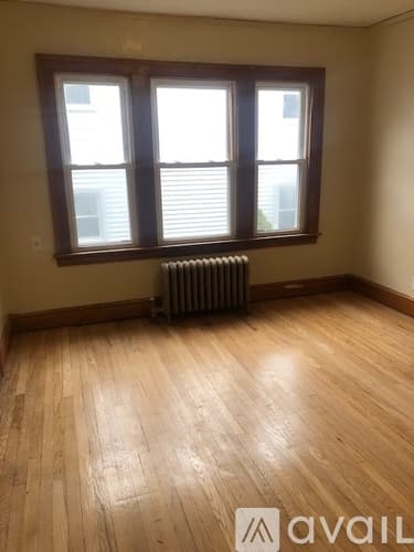 New Britain Apartment: 65 Ridgewood Street