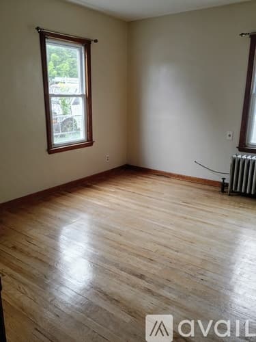 New Britain Apartment: 65 Ridgewood Street