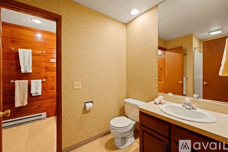 Lake Harmony Apartment: 1010 A Westwoods Drive