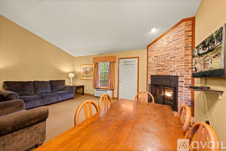 Lake Harmony Apartment: 1010 A Westwoods Drive