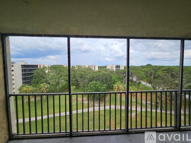 Clearwater Condo: 800 Cove Cay Drive