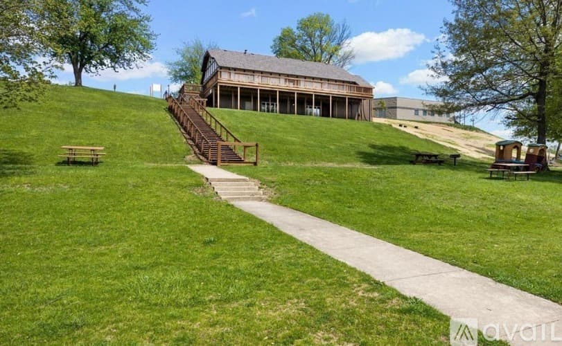 Mapleton House: 9925 West Buckhaven Court