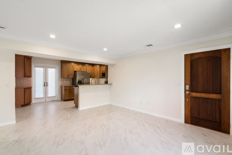 St. Pete Beach Apartment: 1907 Gulf Way