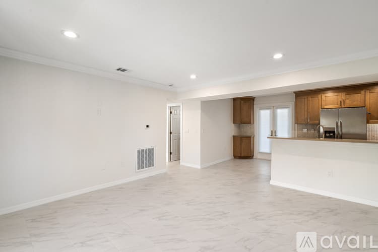 St. Pete Beach Apartment: 1907 Gulf Way