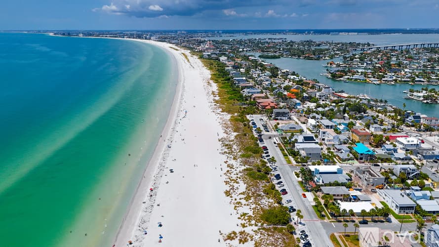 St. Pete Beach Apartment: 1907 Gulf Way