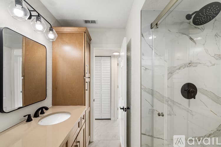 St. Pete Beach Apartment: 1907 Gulf Way