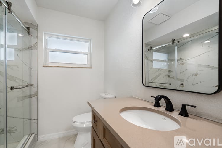 St. Pete Beach Apartment: 1907 Gulf Way