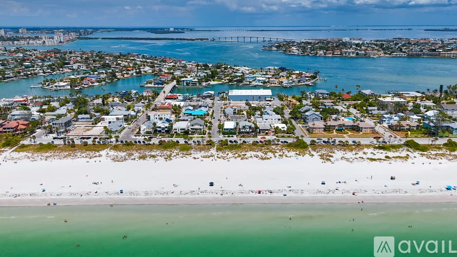 St. Pete Beach Condo: 1907 Gulf Way