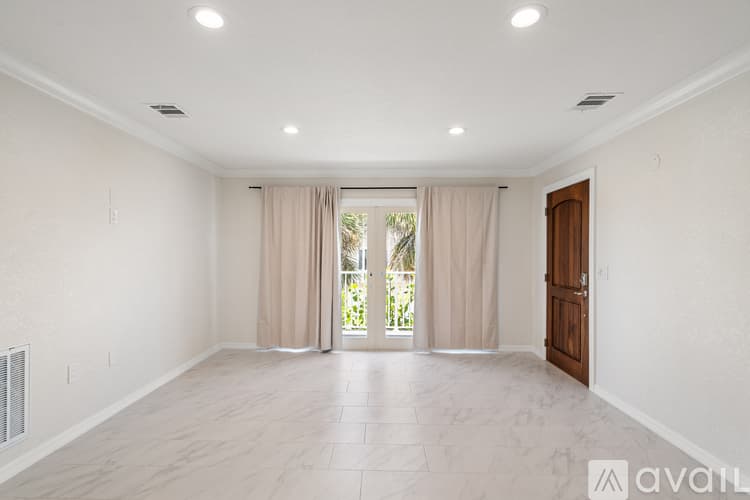 St. Pete Beach Condo: 1907 Gulf Way