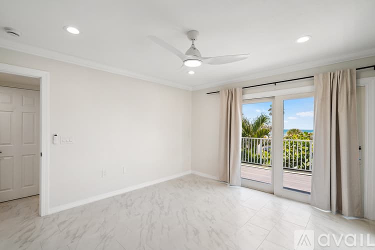 St. Pete Beach Condo: 1907 Gulf Way
