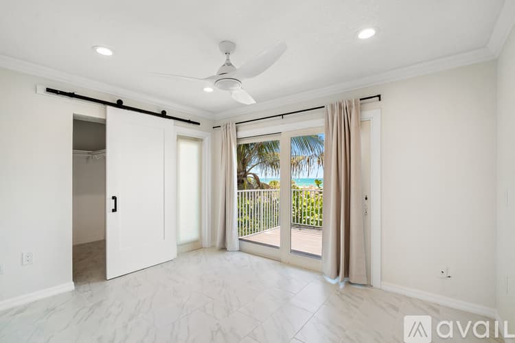 St. Pete Beach Condo: 1907 Gulf Way