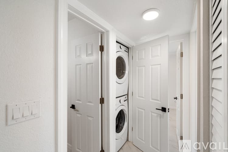 St. Pete Beach Condo: 1907 Gulf Way