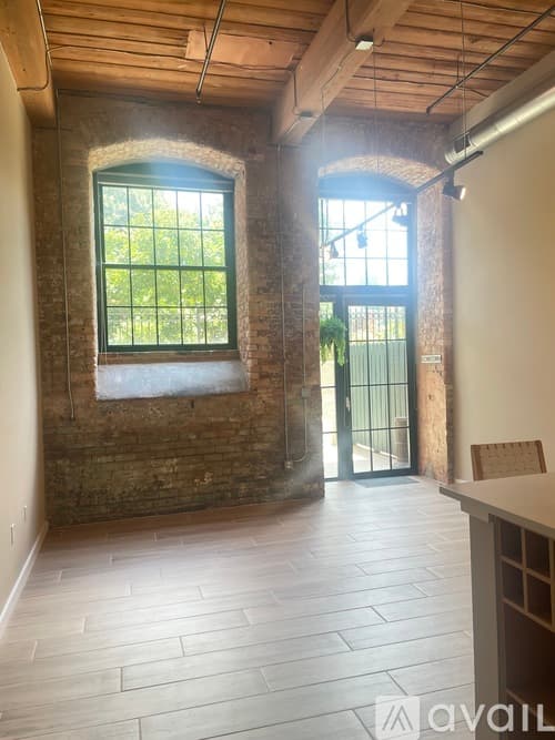 Greenville Condo: 400 Mills Avenue