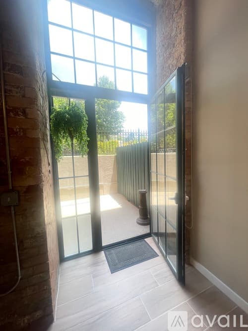 Greenville Condo: 400 Mills Avenue