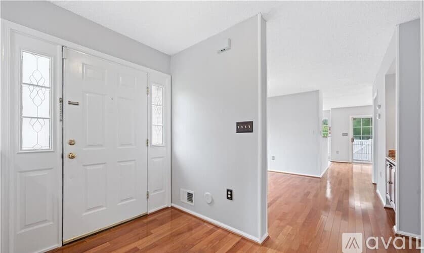 Franklin Township Townhome: 32 Cabot Way