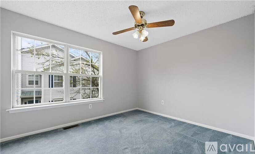 Franklin Township Townhome: 32 Cabot Way