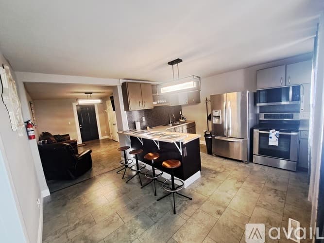 Kewanee Apartment: 1756 Walter Payton Memorial Hwy