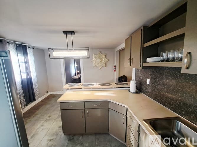 Kewanee Apartment: 1756 Walter Payton Memorial Hwy
