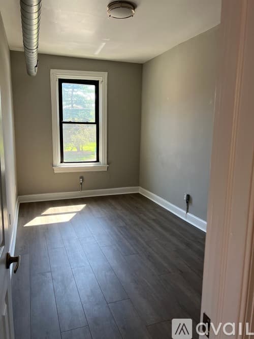 Philadelphia Apartment: 119 West Susquehanna Avenue