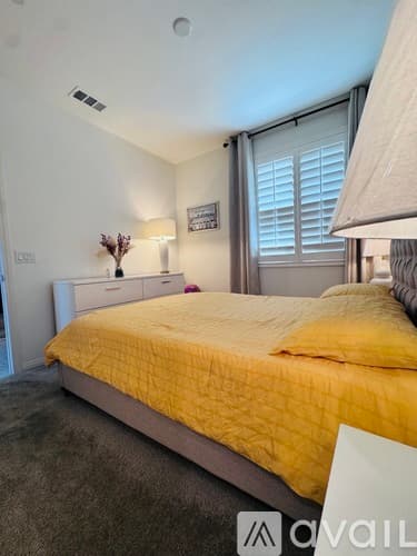 Menifee House: 25026 Ganymede Way