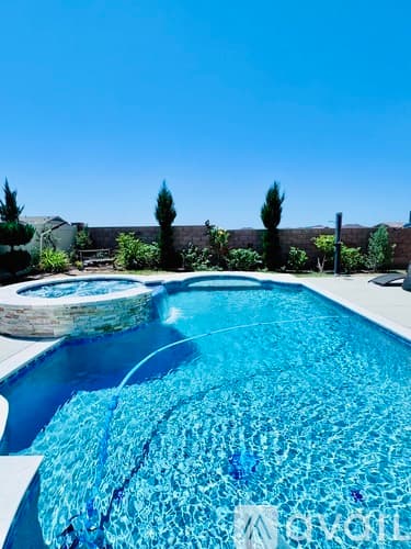 Menifee House: 25026 Ganymede Way