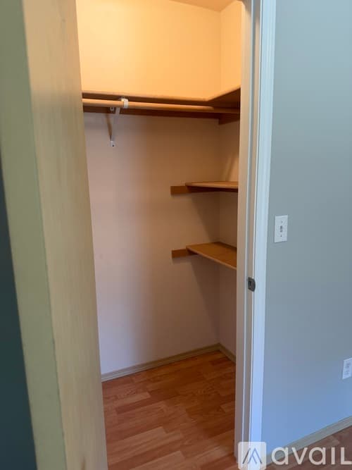 Pacific House: 131 Elise Court