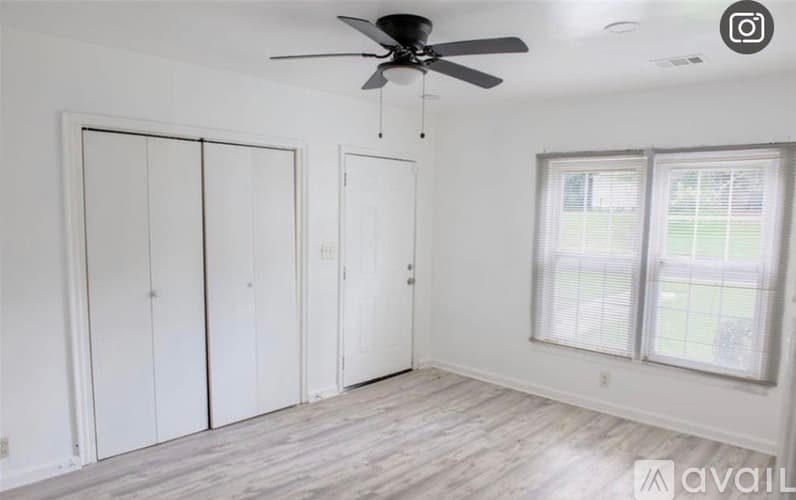 Atlanta Apartment: 2718 Miles Cir