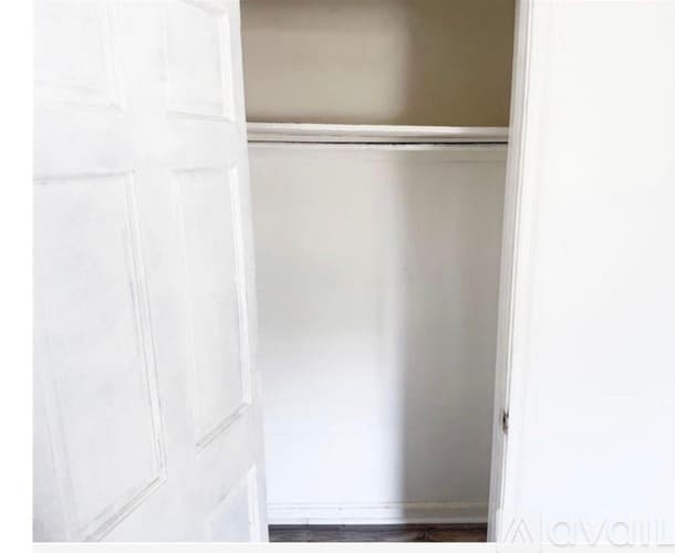 Atlanta Apartment: 2718 Miles Cir