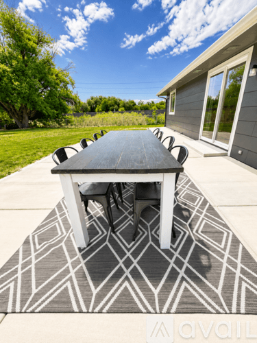 Eagle House: 394 South Harlan Place