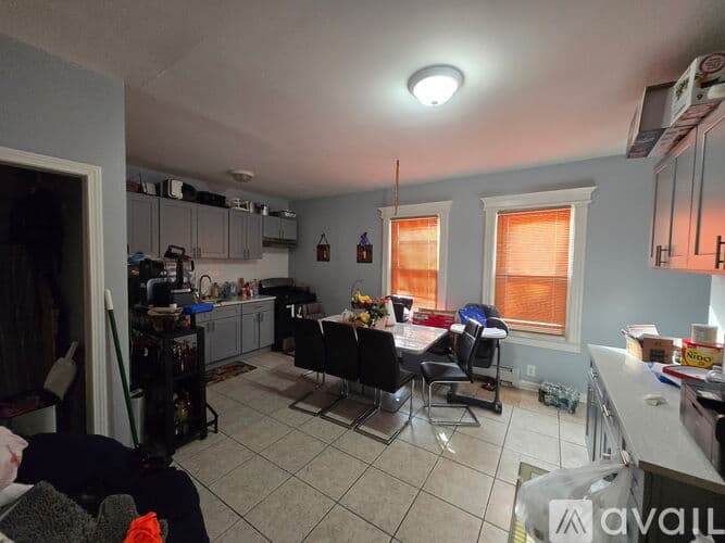 Hartford Apartment: 150 Adams Street