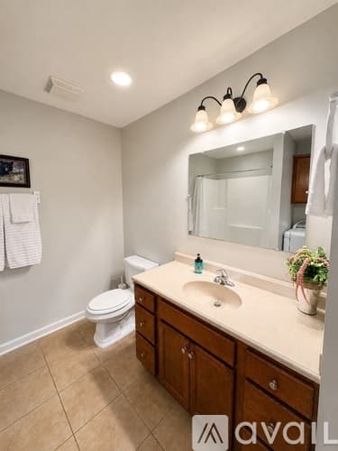 Marion House: 120 Barefoot Ridge Dr