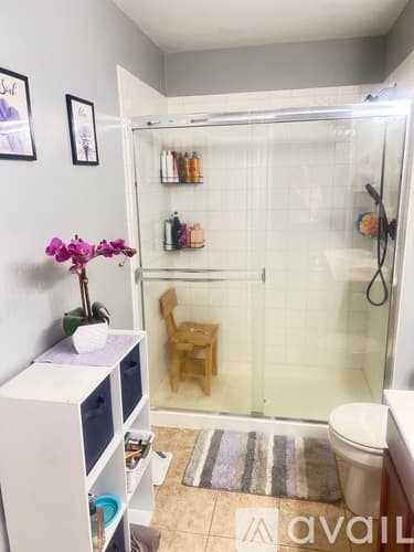 Lakemoor House: 659 Arbor Cir