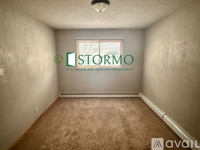 St. Cloud Apartment: 519 14th St S