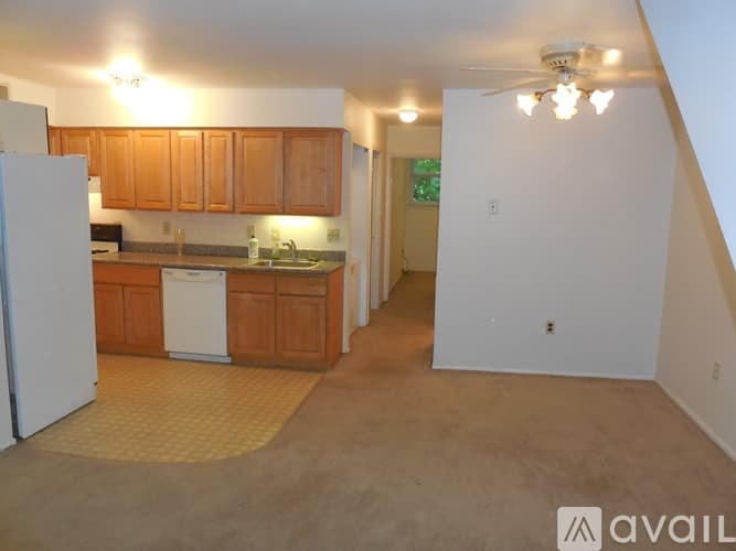 Philadelphia Apartment: 289 Greenough St