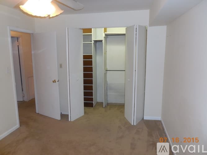 Philadelphia Apartment: 289 Greenough St